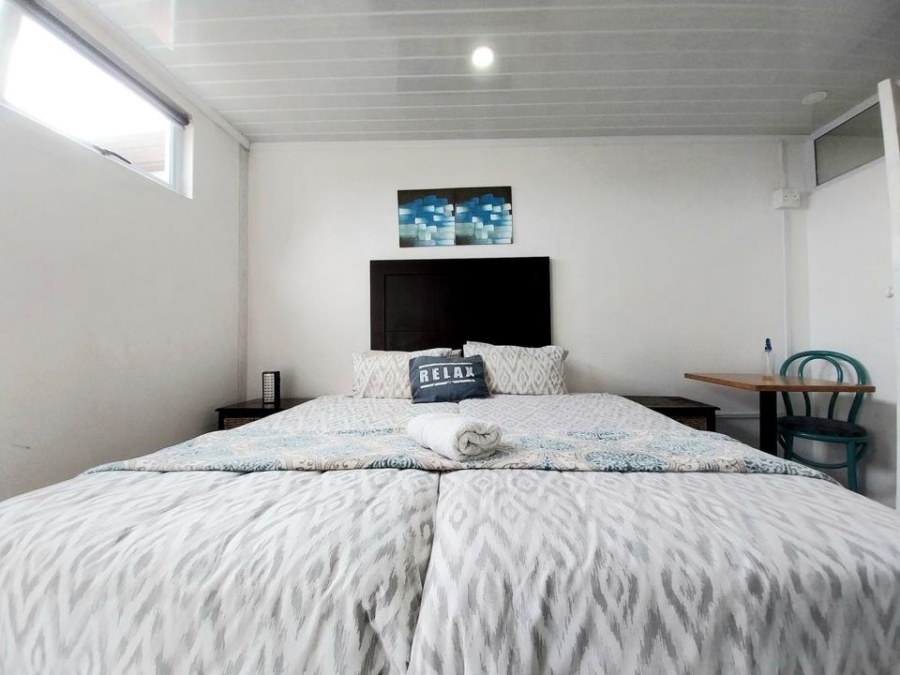 To Let 1 Bedroom Property for Rent in Bothasig Western Cape